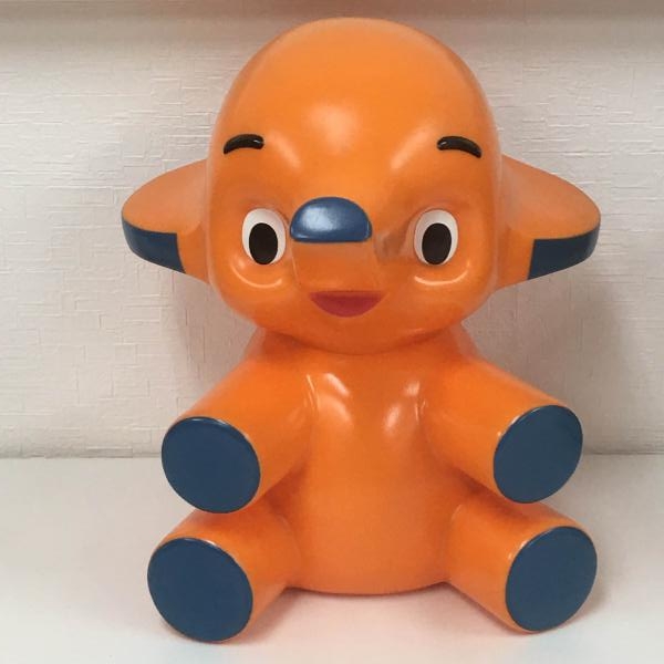 サトちゃんお座りソフビ貯金箱